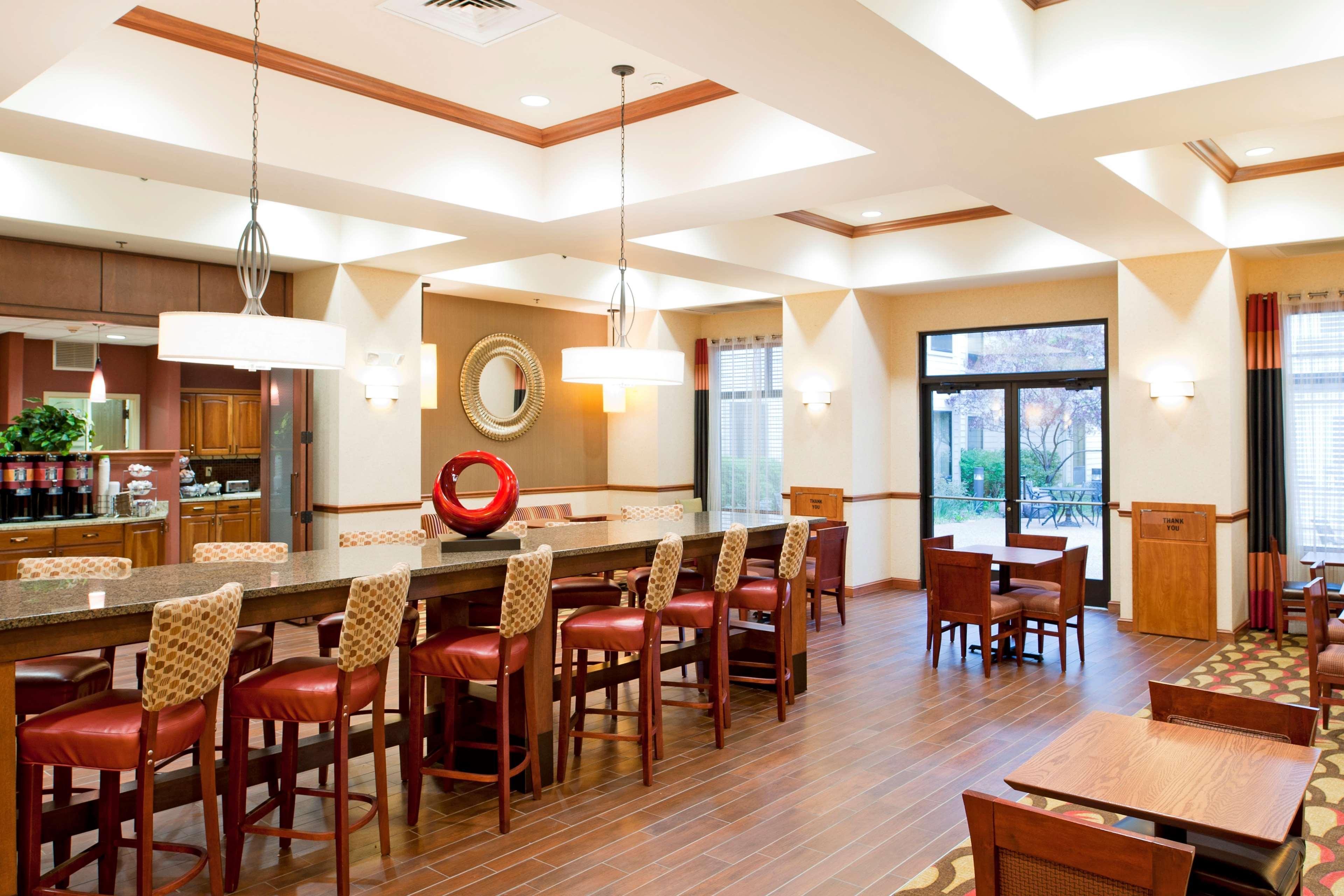 Hampton Inn & Suites St. Louis-Chesterfield Exterior photo